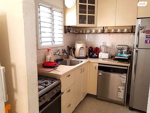 בית פרטי/ קוטג', סעדיה גאון, גיורא, הוד השרון