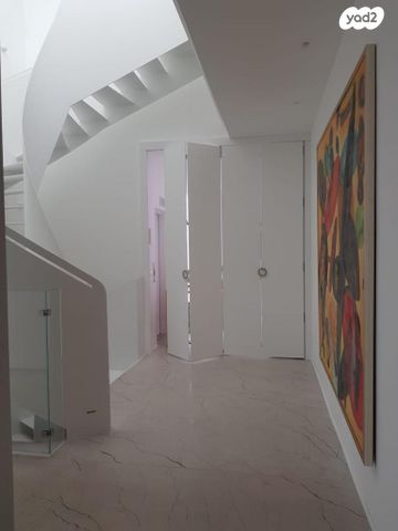 גג/ פנטהאוז, קרית אתא