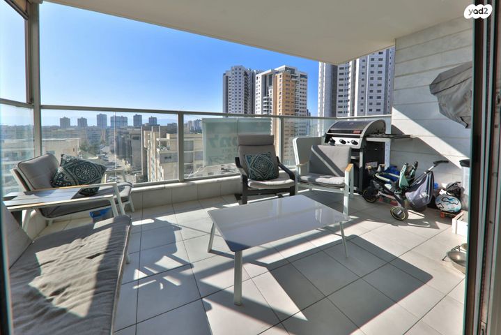 דירה, עפרה חזה 18, משכנות האומנים, קרית מוצקין