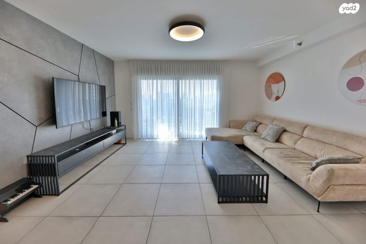 דירה, עפרה חזה 18, משכנות האומנים, קרית מוצקין