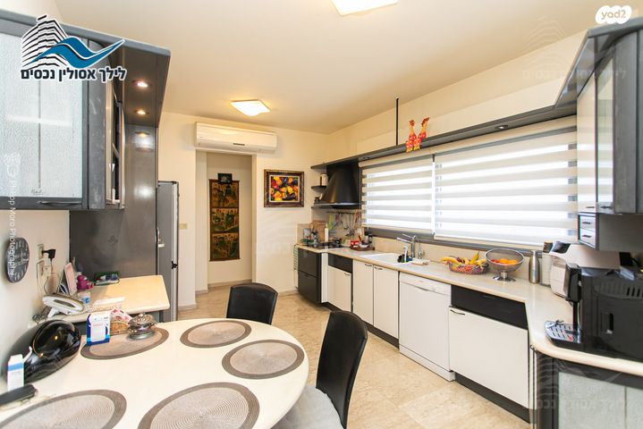 בית פרטי/ קוטג', הוד הכרמל, דניה, חיפה