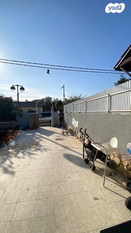 בית פרטי/ קוטג', סעדיה גאון, גיורא, הוד השרון