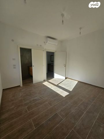 בית פרטי/ קוטג', בנימינה גבעת עדה