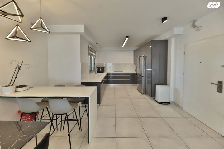 דירה, עפרה חזה 18, משכנות האומנים, קרית מוצקין