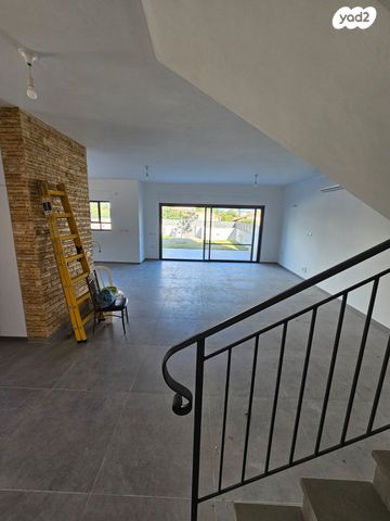 בית פרטי/ קוטג', בנימינה גבעת עדה