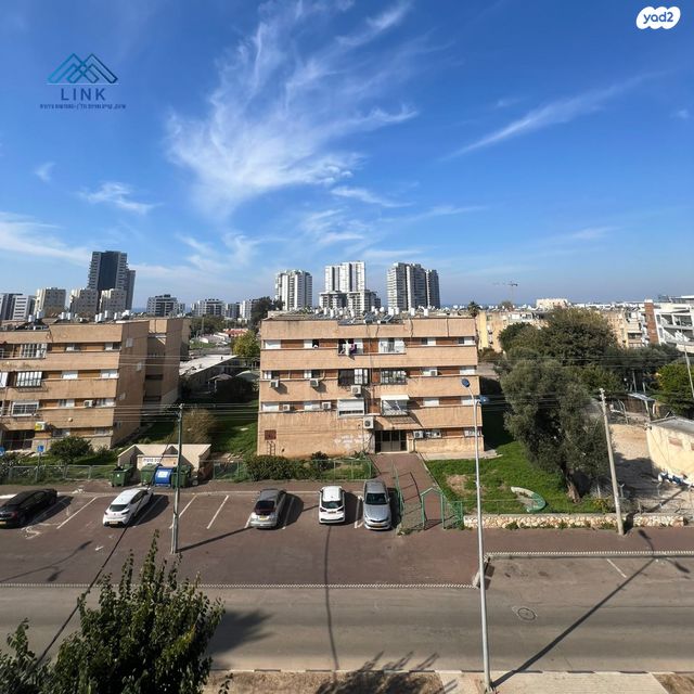 דירה, שרת, עמידר, טירת כרמל