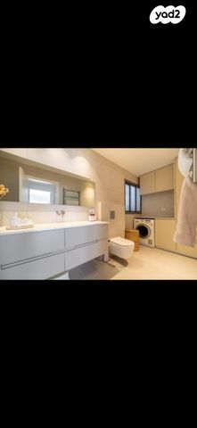 גג/ פנטהאוז, דרך נגבה 8, נגבה, רמת גן