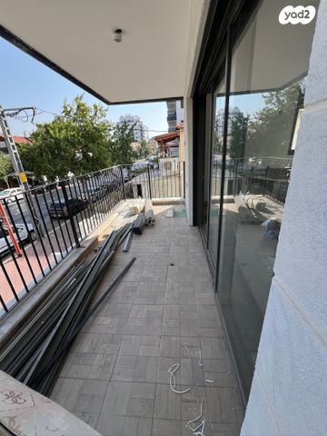 דירה, יוסף אהרונוביץ' 22, נווה רמז, חולון