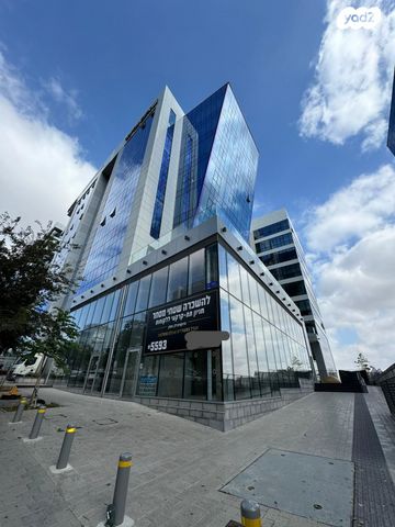 חנויות/ שטח מסחרי, חולון