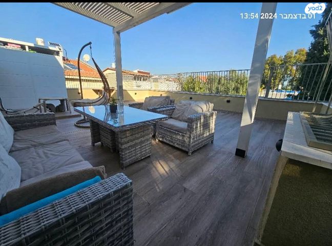 דופלקס, בית דגן