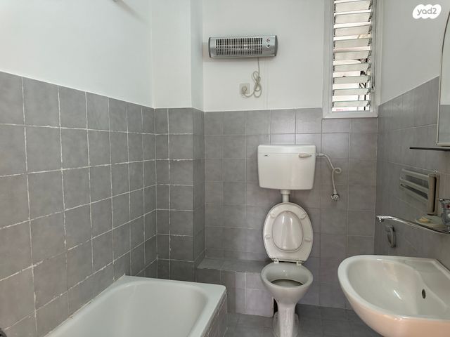 דירה, יונה צבי פיינשטיין, מישור הנוף, ראשון לציון