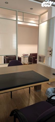 משרדים, כפר סבא