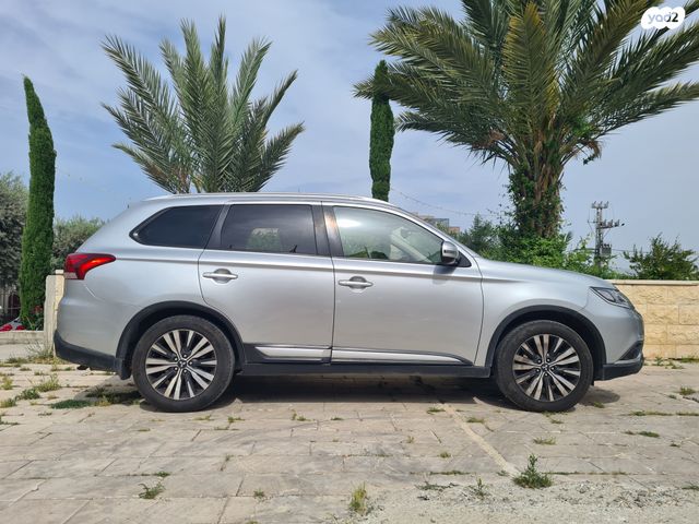 מודעת רכב מיצובישי אאוטלנדר