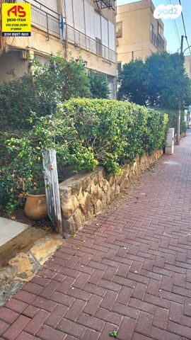 דירה, ד"ר מרטון, א' / צפון מזרח העיר, רחובות