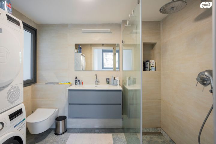 דירה, נווה גן, רמת השרון