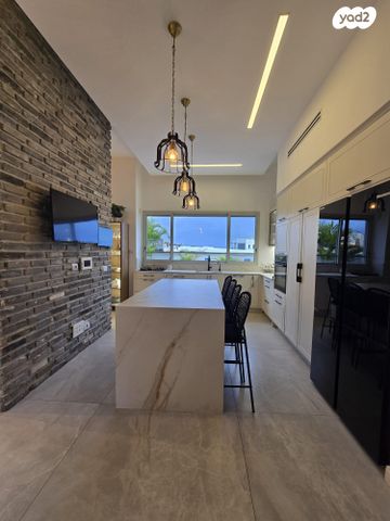 בית פרטי/ קוטג', נאות הפרחים, גן יבנה