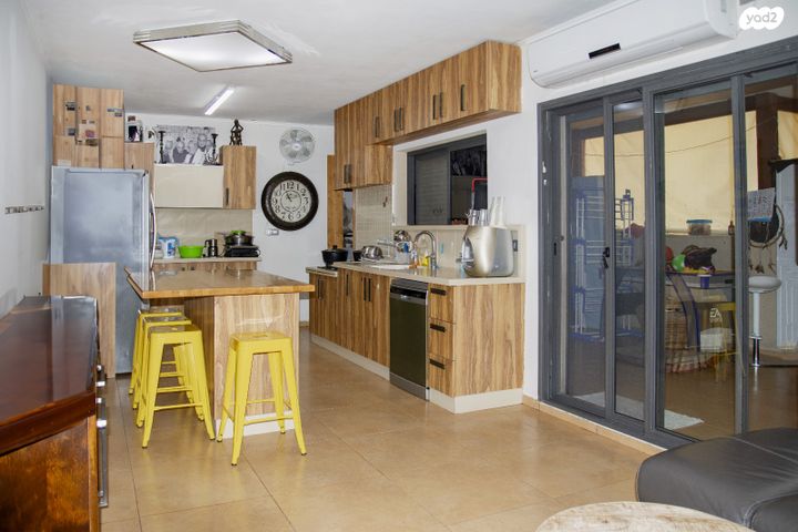 דירת גן, המעפילים 42, גבעת אולגה, חדרה