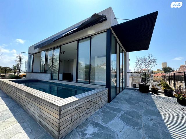 עג'מי, גבעת העליה