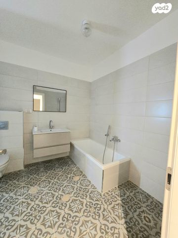 בית פרטי/ קוטג', אור ים, אור עקיבא