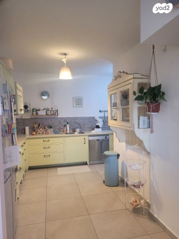 דירה, החורש, חריש