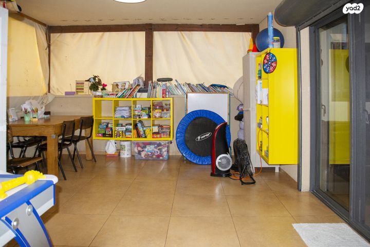 דירת גן, המעפילים 42, גבעת אולגה, חדרה