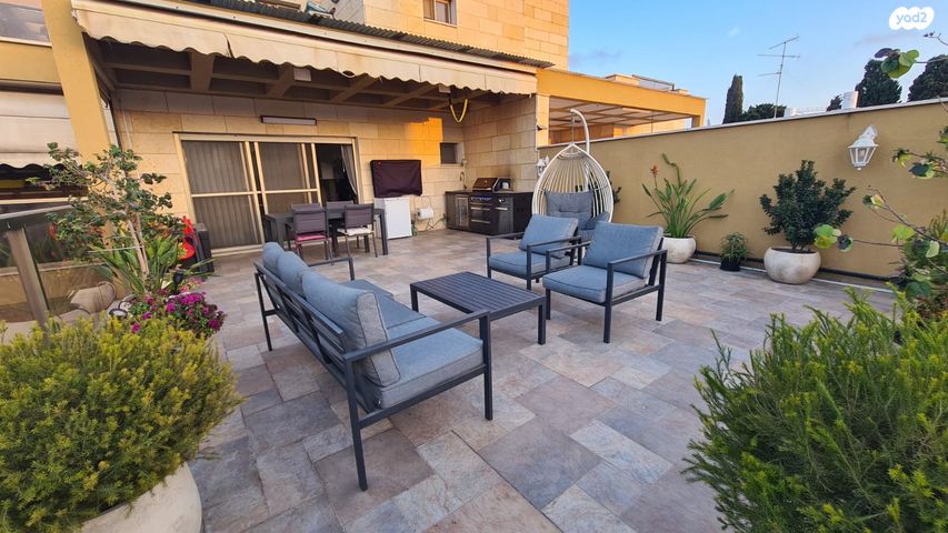 גג/ פנטהאוז, נהריה