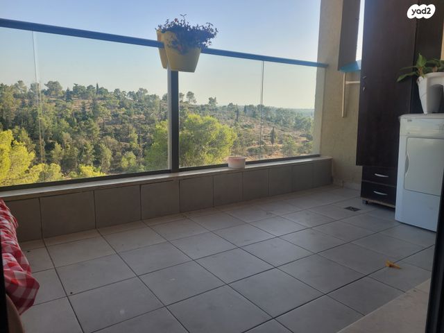 דירה, החורש, חריש