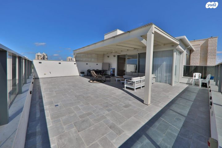 גג/ פנטהאוז, לוי אשכול, לב מוצקין, בנה ביתך, קרית מוצקין