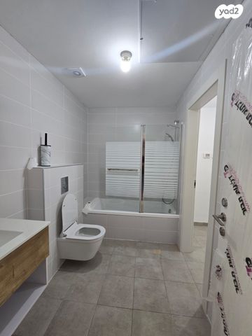 גג/ פנטהאוז, לבונה, אור ים, אור עקיבא