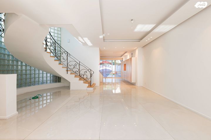 דו משפחתי, רמת פולג, נתניה