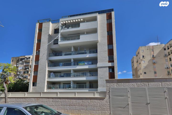 גג/ פנטהאוז, לוי אשכול, לב מוצקין, בנה ביתך, קרית מוצקין