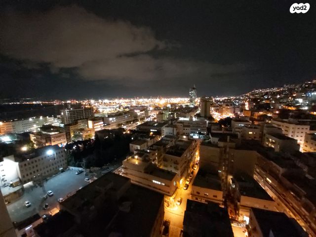 דירה, עין דור, שער פלמר, תחנת רכבת השמונה, חיפה