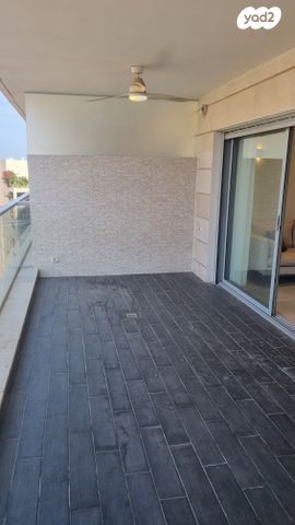 דירה, שדרות לוי אשכול, הגוש הגדול, רמת אביב החדשה, נופי ים, תל אביב יפו