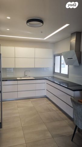 דירה, שדרות לוי אשכול, הגוש הגדול, רמת אביב החדשה, נופי ים, תל אביב יפו