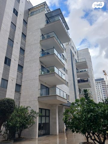 גג/ פנטהאוז, אפרים, חדרה