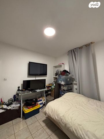 דירה, אריה ל. קובובי, רמת דניה, ירושלים