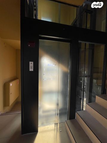 בניין משרדים, גולדברג, לב תל אביב, לב העיר צפון, תל אביב יפו