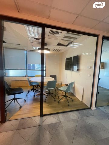משרדים, בורסה, רמת גן