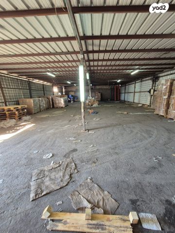 מחסנים, יצחק בן צבי, רמת אליהו, ראשון לציון