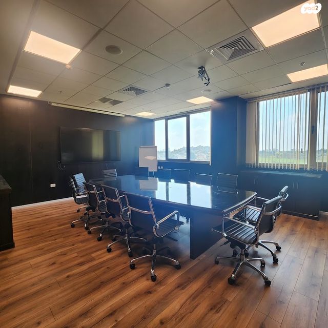 משרדים, גולדה מאיר, שאר העיר, נס ציונה