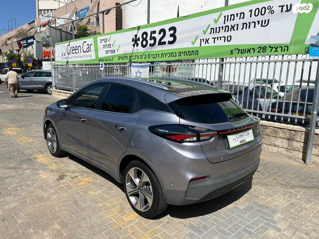 מודעת רכב ג׳ילי Geometry C 2