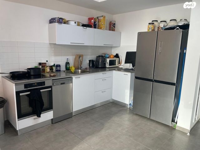 דירה, דרך מנחם בגין 158, מונטיפיורי, הרכבת, תל אביב יפו