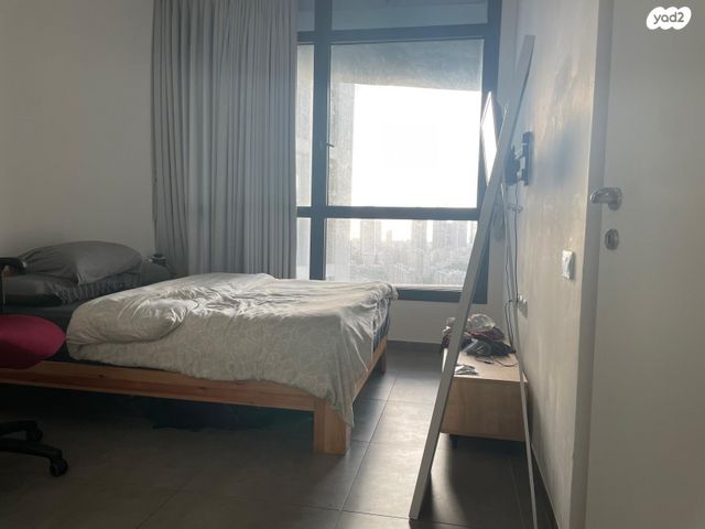 דירה, דרך מנחם בגין 158, מונטיפיורי, הרכבת, תל אביב יפו