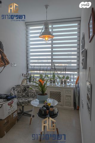 גג/ פנטהאוז, רוטשילד, פועלים ד, כפר סבא