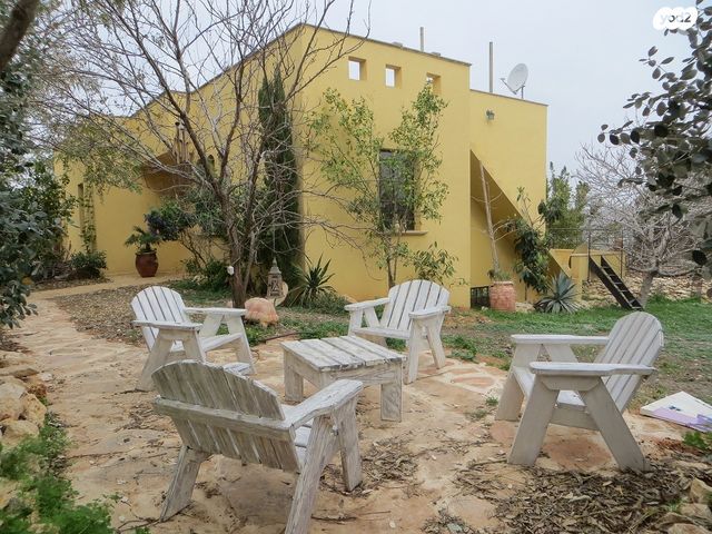 בית פרטי/ קוטג', עלי זהב, עלי זהב