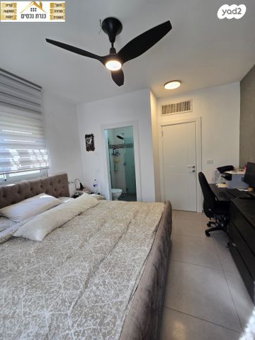 דירת גן, שער הגיא, יקנעם עילית