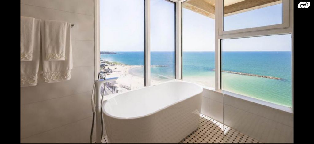 דירה, רציף הרברט סמואל, כרם התימנים, תל אביב יפו