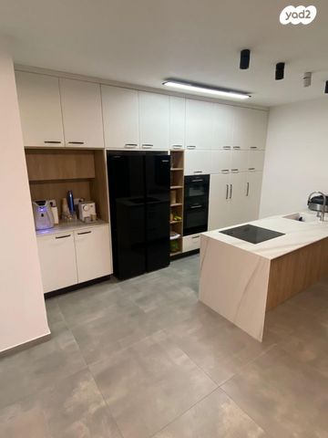 דרך אריק שרון 