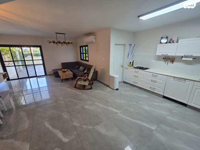 בית פרטי/ קוטג', נאות המכבים, גן יבנה