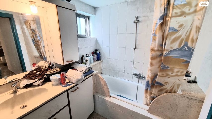 גג/ פנטהאוז, אבישי, תל יהודה, רמת גן